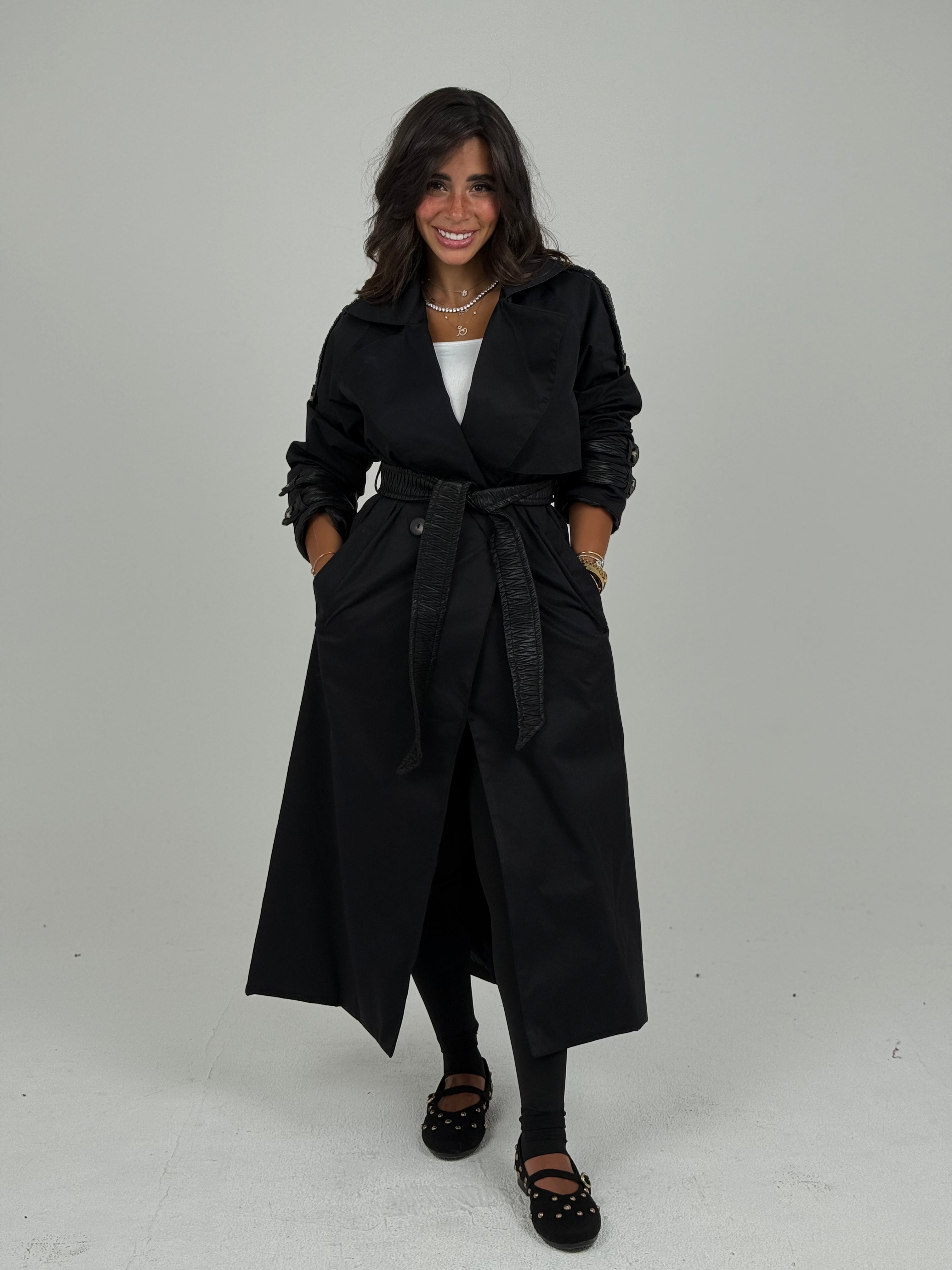 TRENCH COAT