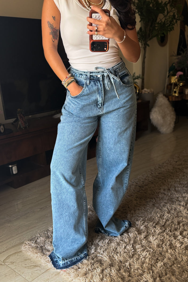 Wide Leg Jeans With Belt