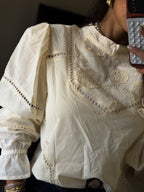 Puffy blouse